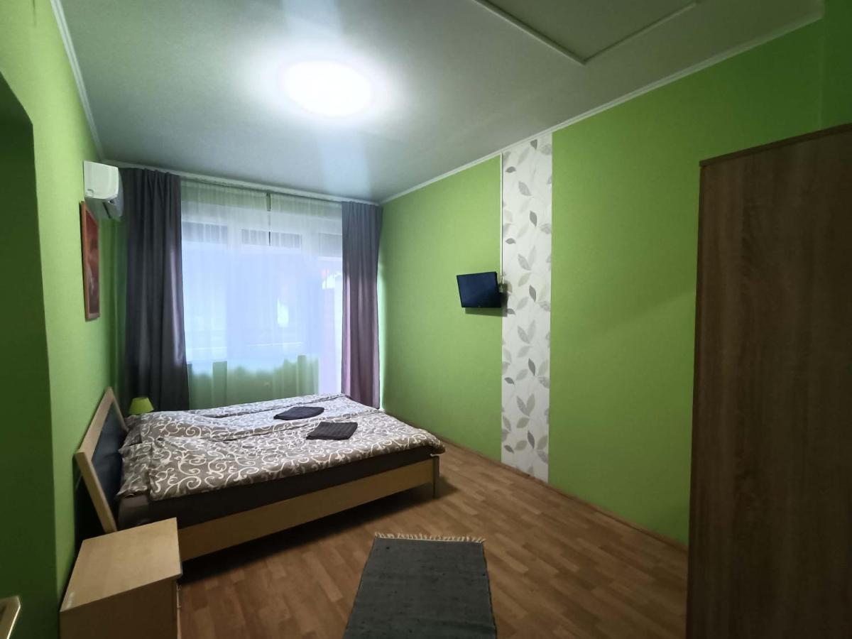 Hotel Tölgyfa Panzió Balatonszepezd Exterior foto